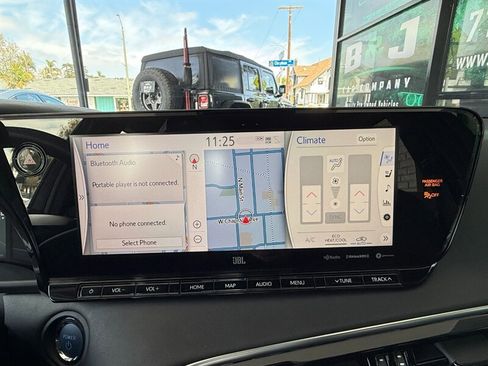 Used 2022 Toyota Mirai XLE w/ Advanced Technology Package image 30