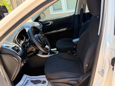 Used 2019 Jeep Compass Sport FWD image 18