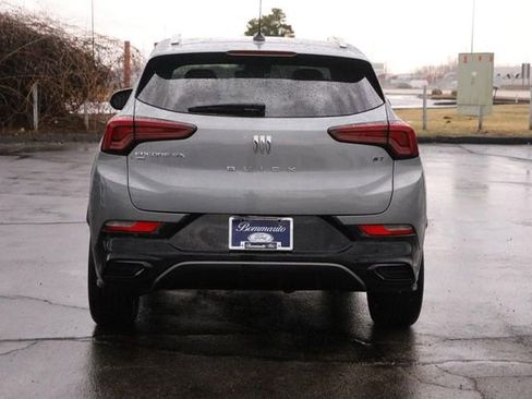 Used 2024 Buick Encore GX Sport Touring image 6