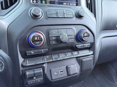 Used 2019 Chevrolet Silverado 1500 LT w/ Texas Edition image 20