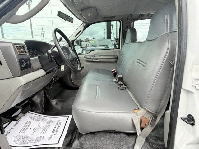 Used 2003 Ford F350 XL RWD image 13