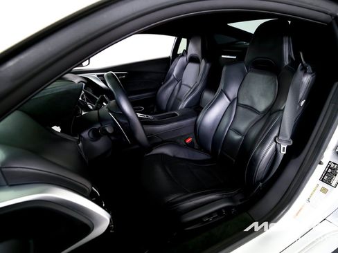 Used 2017 Acura NSX AWD/4WD image 11