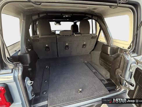 Used 2025 Jeep Wrangler Unlimited Rubicon 4xe w/ Safety Group image 31