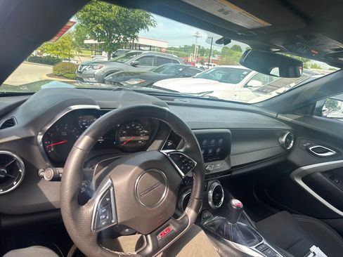 Used 2023 Chevrolet Camaro SS image 12