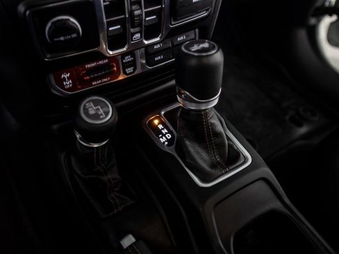 Used 2023 Jeep Wrangler Unlimited Rubicon 392 AWD/4WD image 38