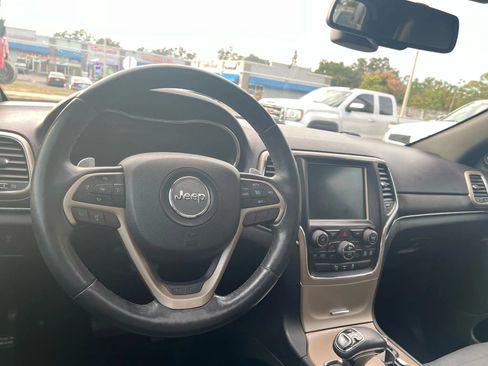Used 2014 Jeep Grand Cherokee Limited RWD image 13