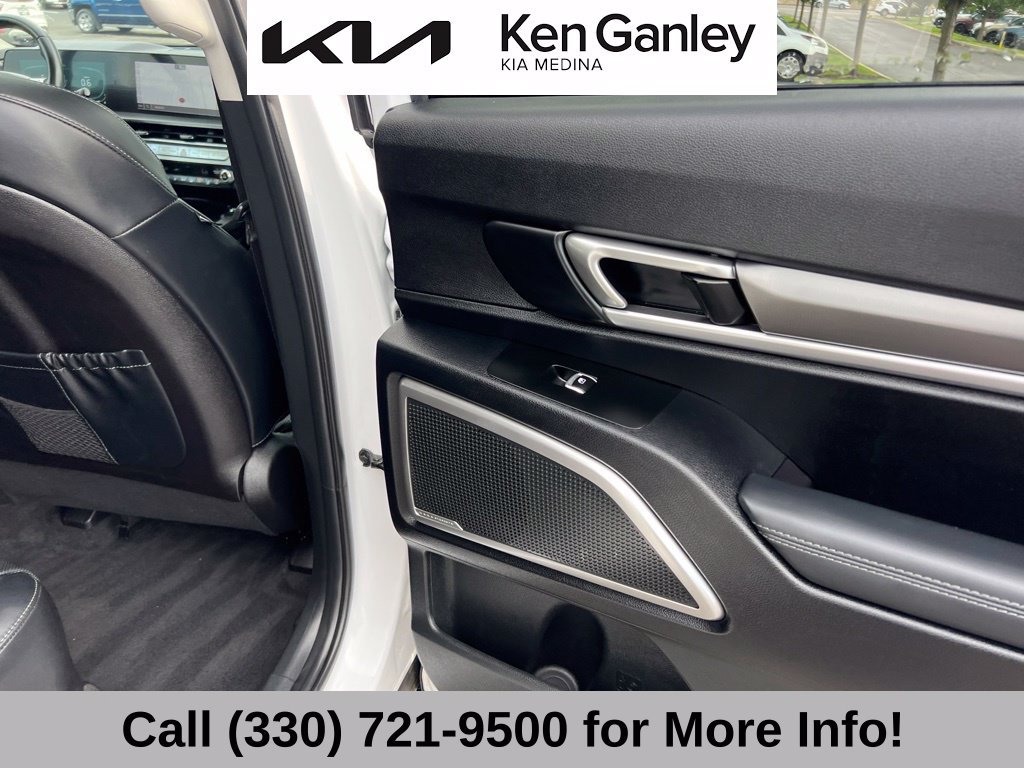 Certified 2024 Kia Telluride S w/ S Sunroof Package AWD/4WD image 56