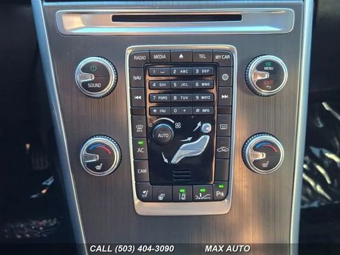 Used 2015 Volvo XC60 T5 Platinum image 28