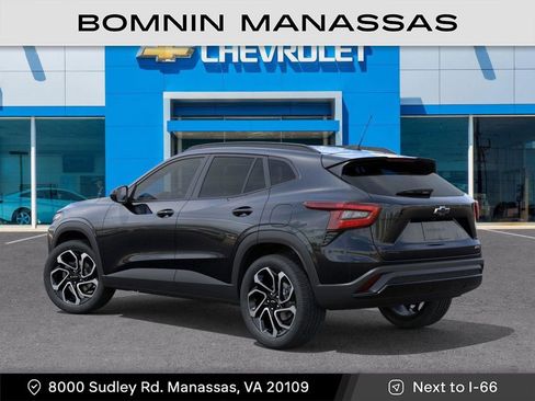 New 2026 Chevrolet Trax RS image 3