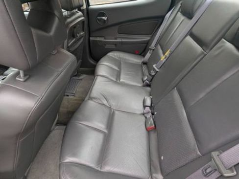 Used 2004 Pontiac Grand Prix GT2 w/ Leather Trim Pkg image 19
