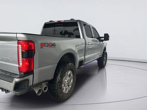 Used 2023 Ford F250 Lariat w/ Tow Technology Package AWD/4WD image 9