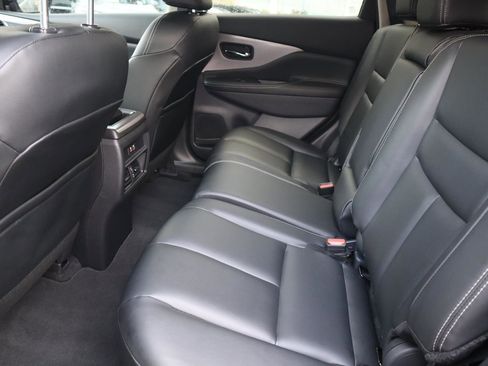 Certified 2024 Nissan Murano SV w/ SV Midnight Edition Package image 35