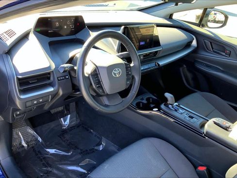 Used 2023 Toyota Prius LE image 15