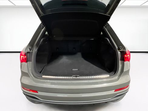 Used 2023 Audi Q3 2.0T Premium image 19