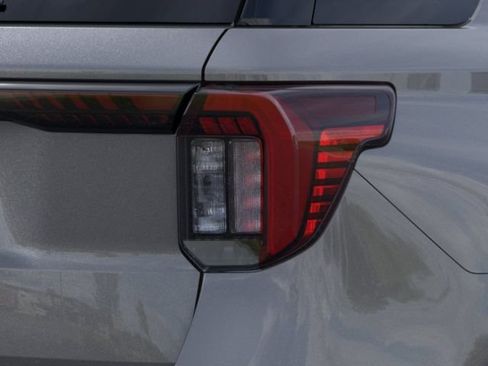 New 2026 Ford Explorer Active w/ Active Comfort Package RWD image 21