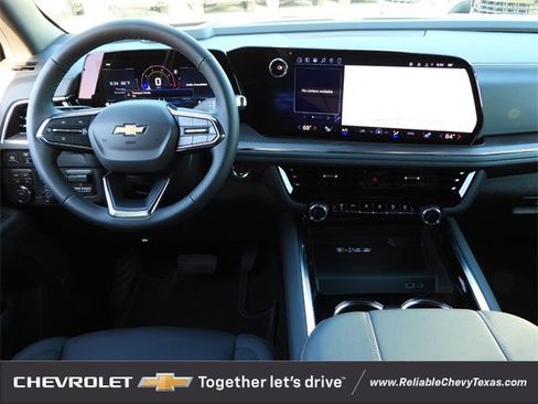 New 2026 Chevrolet Suburban LT w/ Comfort Package image 11