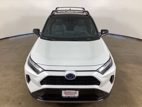 Used 2023 Toyota RAV4 XSE AWD/4WD image 4
