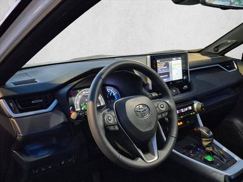 Used 2021 Toyota RAV4 XSE w/ XSE Grade Weather Package AWD/4WD image 6