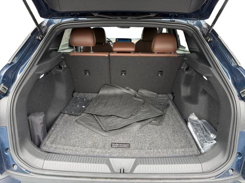 Certified 2023 Volkswagen ID.4 Pro RWD image 17