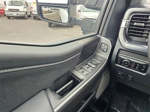New 2025 Ford F350 Lariat w/ Lariat Ultimate Package image 30