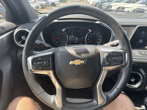 Used 2019 Chevrolet Blazer LT image 11