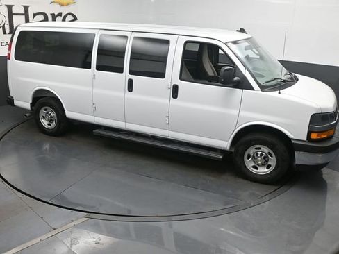 New 2025 Chevrolet Express 3500 LT w/ LT Preferred Equipment Group RWD image 18
