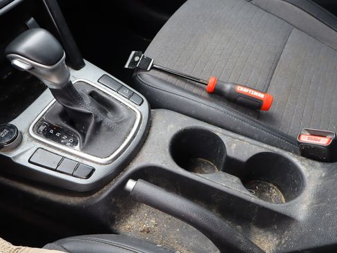 Used 2021 Kia Seltos S FWD image 23