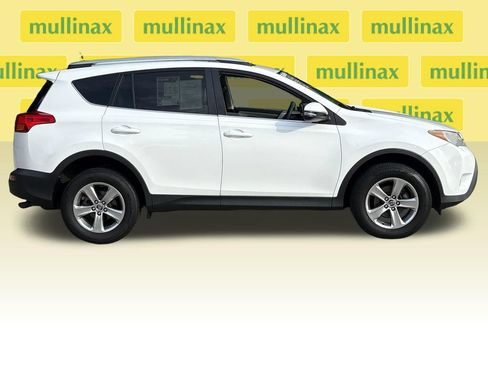 Used 2015 Toyota RAV4 XLE FWD image 2