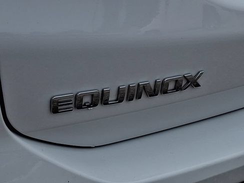 Certified 2024 Chevrolet Equinox LT FWD image 30
