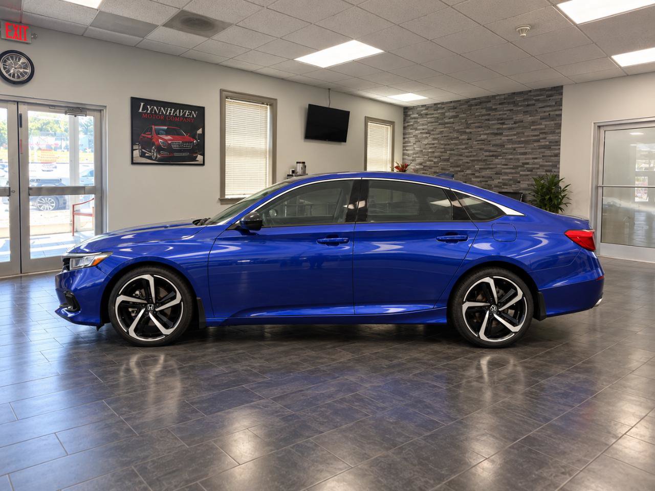Used 2021 Honda Accord Sport image 5