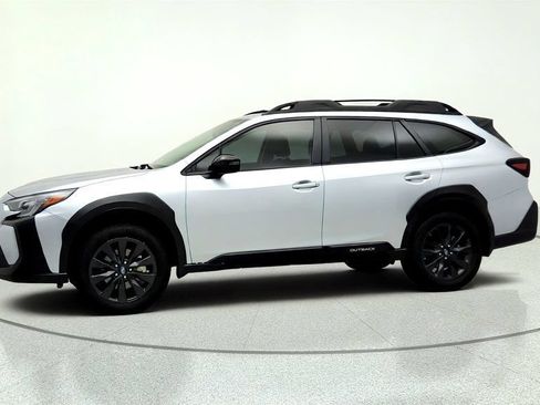 Used 2025 Subaru Outback Onyx Edition XT w/ Popular Package #2 AWD/4WD image 8