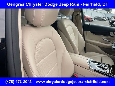 Used 2019 Mercedes-Benz GLC 300 4MATIC image 21