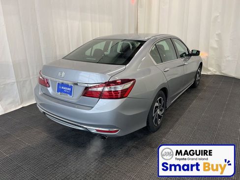 Used 2017 Honda Accord LX image 28