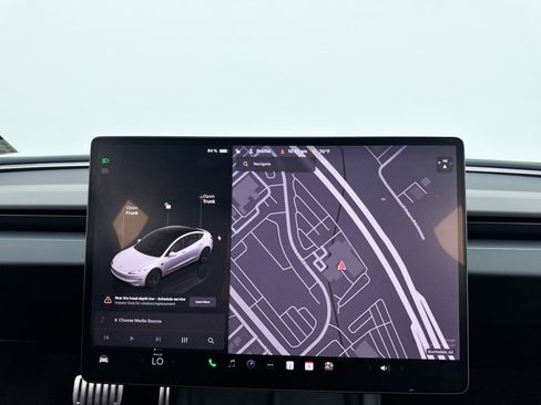 Used 2024 Tesla Model 3 Performance image 20