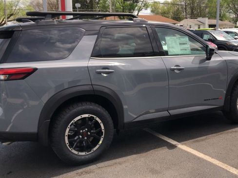 New 2026 Nissan Pathfinder Rock Creek w/ Rock Creek Premium Package AWD/4WD image 7