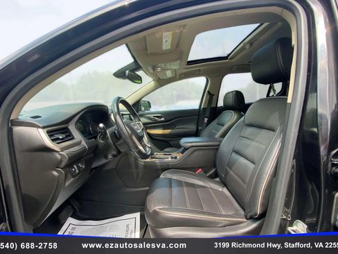 Used 2017 GMC Acadia Denali w/ Technology Package AWD/4WD image 14
