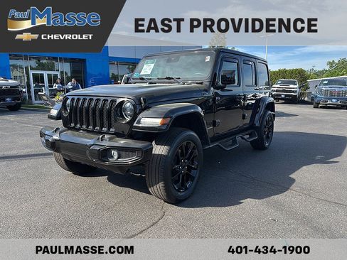 Used 2023 Jeep Wrangler Unlimited Sahara AWD/4WD image 1