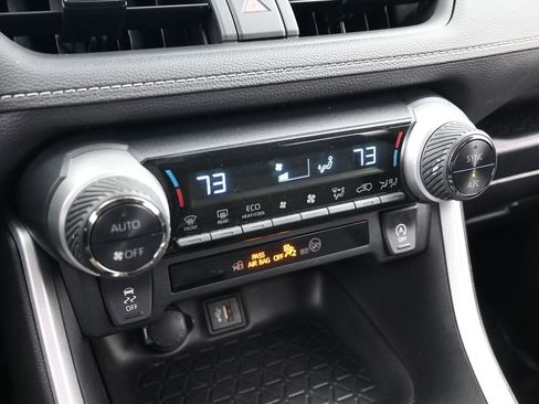 Used 2024 Toyota RAV4 XLE image 25