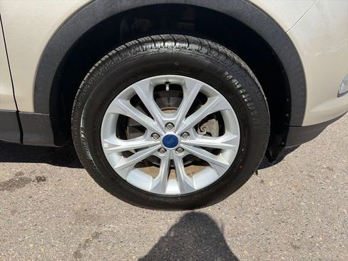 Used 2017 Ford Escape SE AWD/4WD image 13