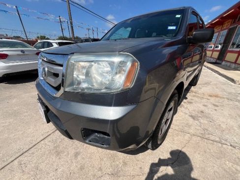 Used 2011 Honda Pilot LX image 1