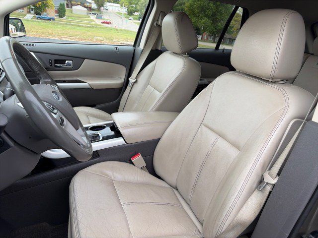 Used 2013 Ford Edge Limited AWD/4WD image 10