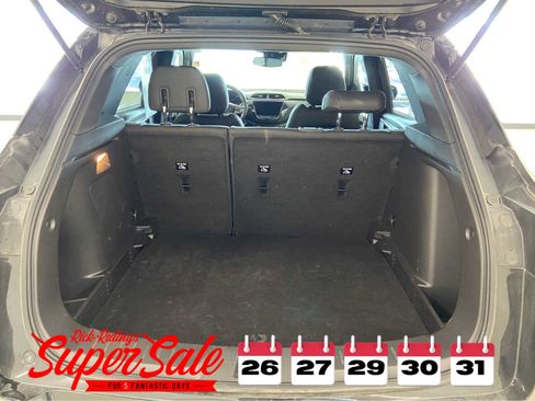 Used 2022 Chevrolet TrailBlazer RS w/ Convenience Package image 9