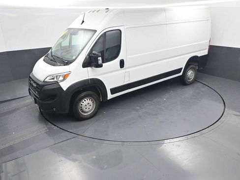 Used 2025 RAM ProMaster 2500 w/ Convenience Group FWD image 28