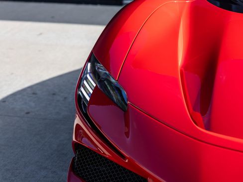 Used 2022 Ferrari SF90 Stradale AWD/4WD image 20