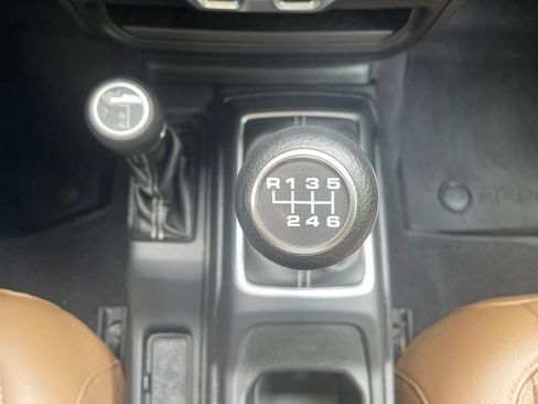 Used 2021 Jeep Wrangler Unlimited Sahara w/ Dual Top Group AWD/4WD image 20