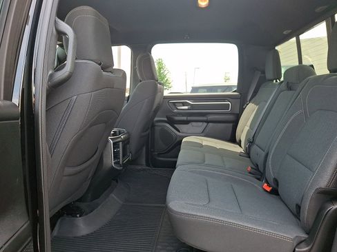 Used 2023 RAM 1500 Big Horn AWD/4WD image 9