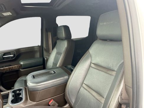 Used 2019 GMC Sierra 1500 Denali w/ Driver Alert Package II image 22