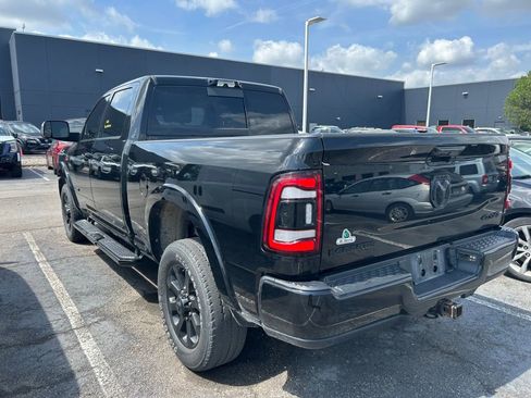 Used 2022 RAM 2500 Laramie w/ Night Edition image 4