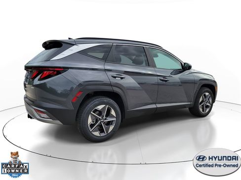 Used 2025 Hyundai Tucson SEL AWD/4WD image 4