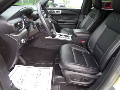 Used 2020 Ford Explorer AWD XLT w/ Equipment Group 202A image 13
